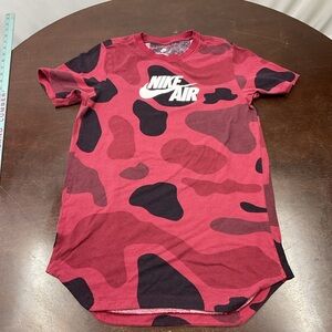 Nike Red Camo Short Sleeve Tee with White Nike Air Logo